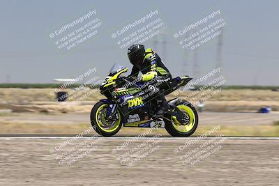 media/Aug-03-2025-TrackDaz (Sun) [[bf4a71acf9]]/B Group/1220pm (Wheelie Bump)/
